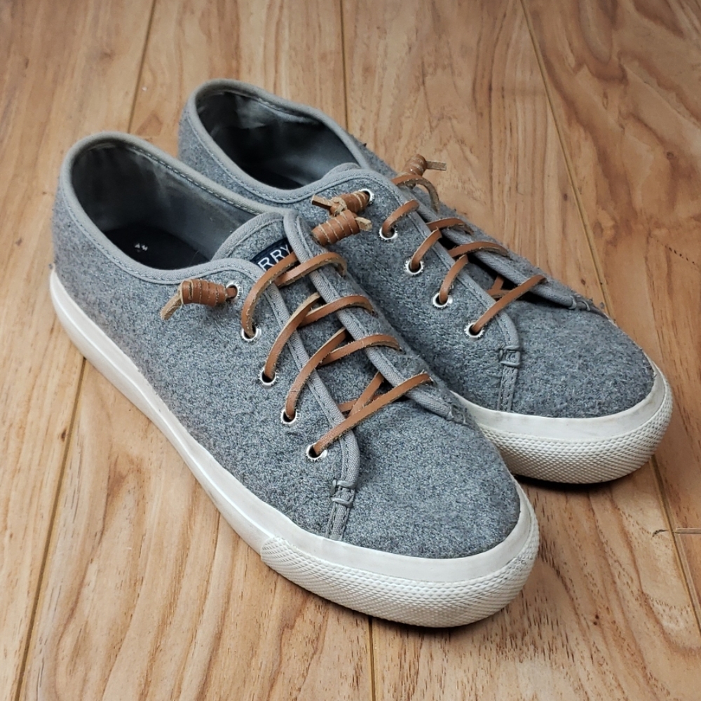 Sperry gray flannel sneakers size 7.5